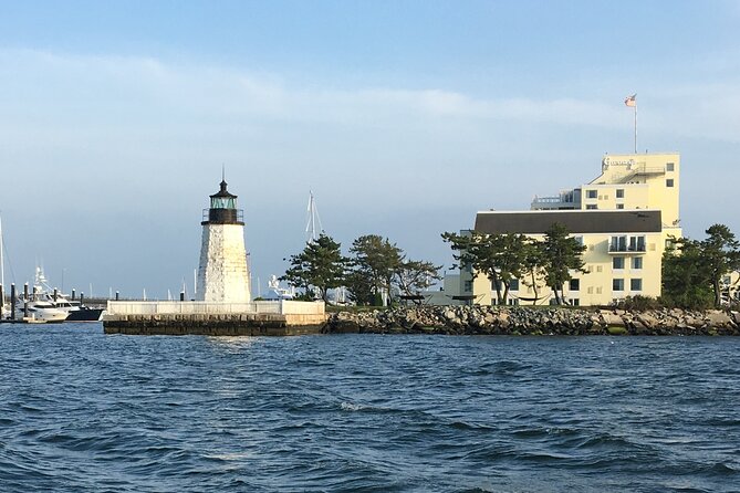 Lighthouse and Mimosa Cruise of Narragansett Bay from Newport - Price and what you really get for $40.50