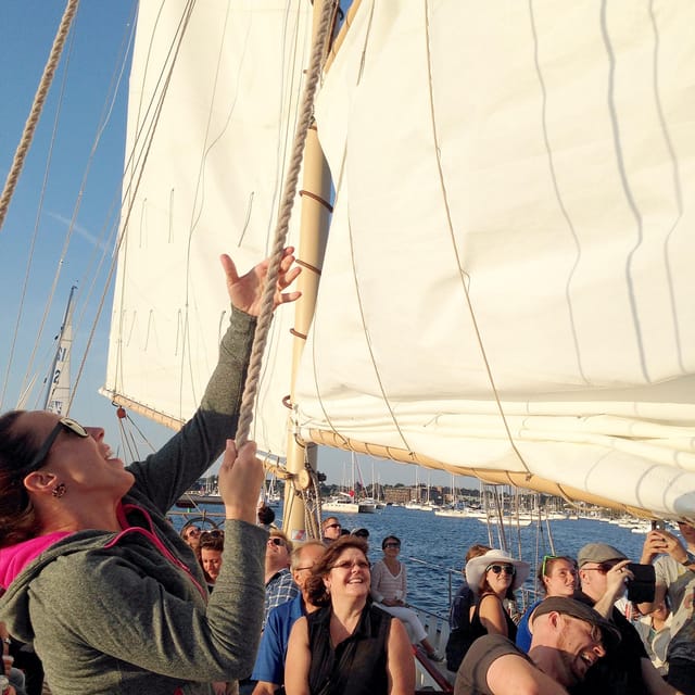 Newport: Day Sail on Narragansett Bay aboard Aquidneck - Newport Harbor to Narragansett Bay: what the sail actually feels like
