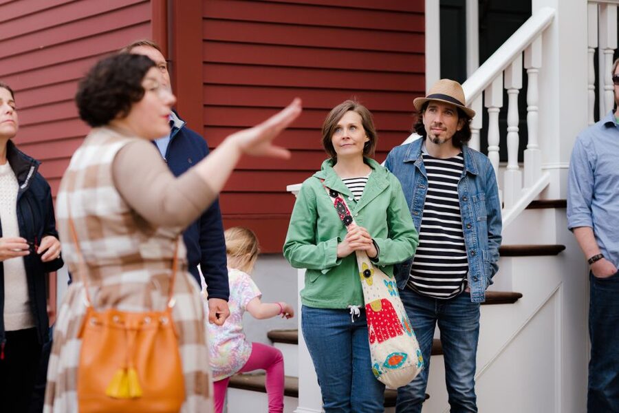Newport: Golden to Gilded Age Guided Walking Tour - Golden to Gilded Age in 75 minutes, and why that works