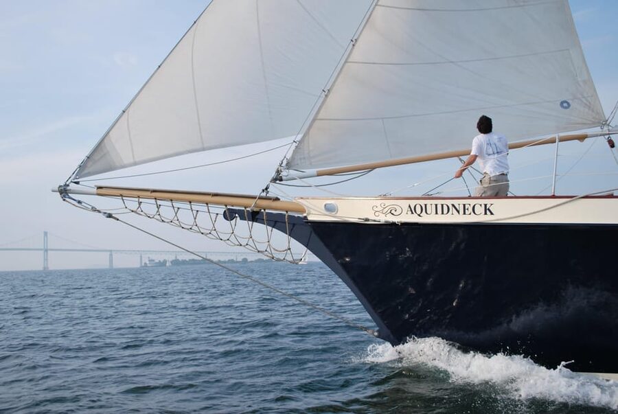 Newport: Morning Mimosa Sail aboard Schooner Aquidneck - Where to Meet on Bowen’s Wharf (and Check-In Tips)
