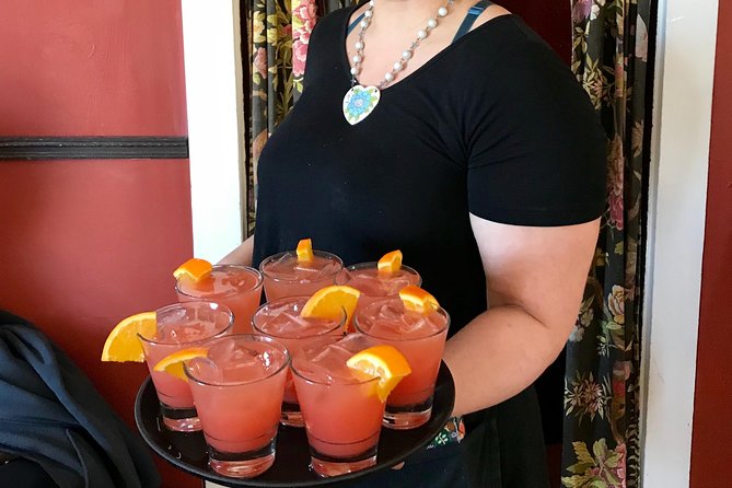 Newport Neighborhood Food Tour - Newport’s food and history, tied together by walking