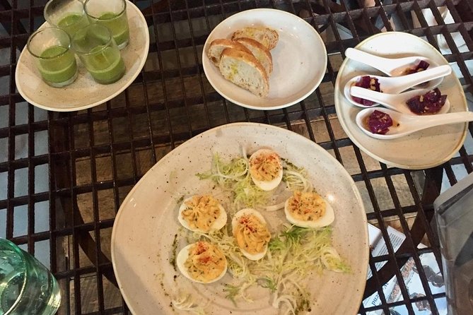 Newport Neighborhood Food Tour - Portion sizes, bathroom planning, and how hungry to arrive