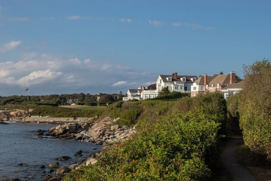 Newport, Rhode Island: Cliff Walk Gilded Age Audio Tour - Starting at Forty Steps, then letting GPS guide your pace