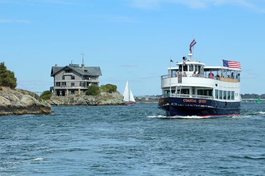 Newport, Rhode Island: Scenic Narragansett Bay Cruise - Jamestown shoreline and the fort-and-lighthouse sweep you can actually enjoy