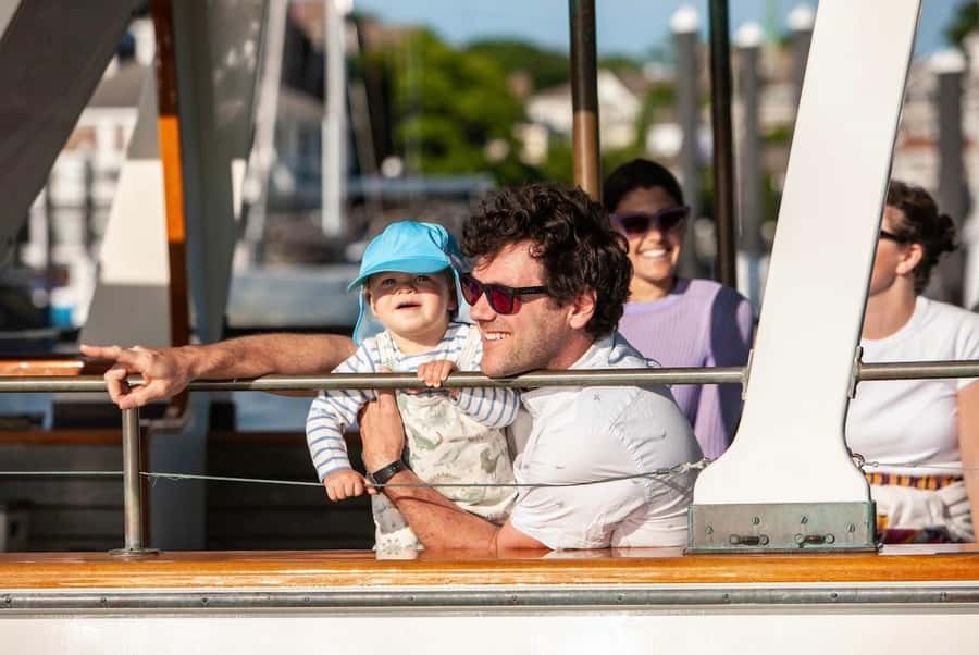Newport, RI: Afternoon Grand Cruise of Narragansett Bay - A 75-Minute Harbor Cruise That Lets You See Newport From the Water