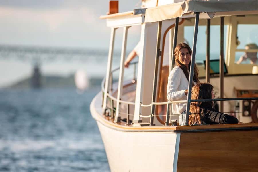 Newport, RI: Afternoon Grand Cruise of Narragansett Bay - Bowens Landing to Newport Harbor: Where the Story Begins