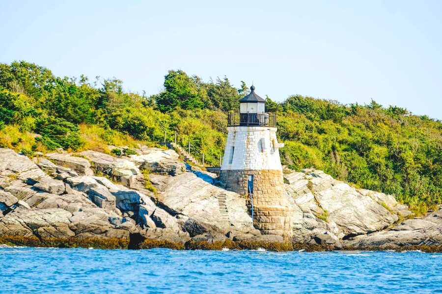 Newport, RI: Lighthouse and Mimosa Cruise - What the narration does right, so you stay engaged