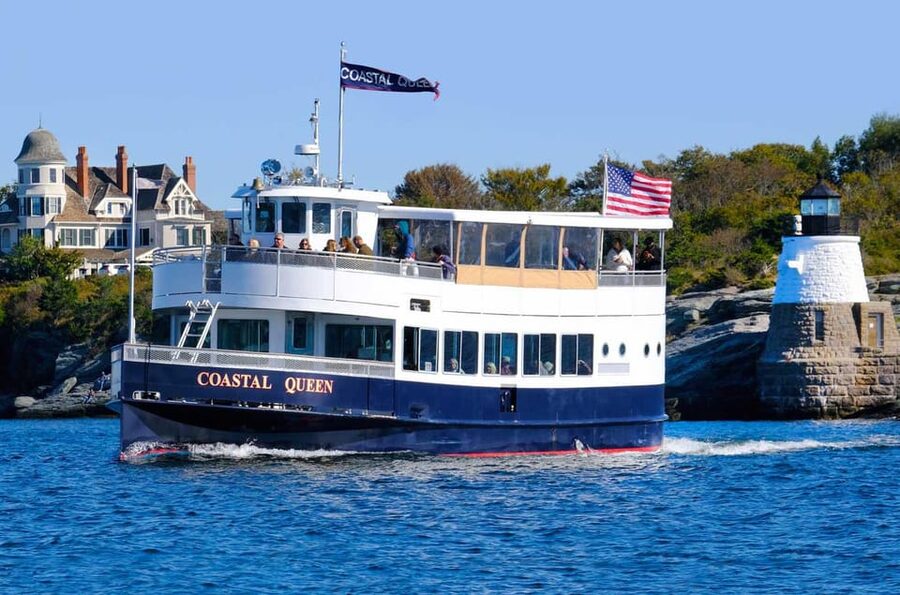 Newport, RI: Lighthouse and Mimosa Cruise - The boat experience: mimosa bar and weather-ready seating