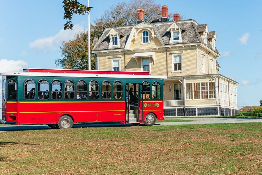 Newport: Scenic Trolley Tour - Who Should Book This Newport Trolley Tour
