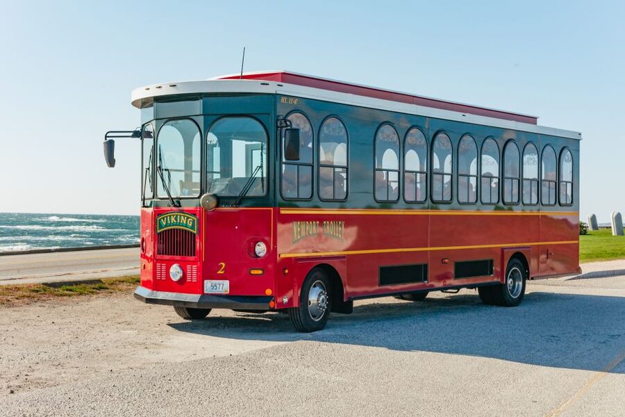 Newport: Scenic Trolley Tour - Old-Fashioned Trolley, Easy Start at Newport’s Visitor Center