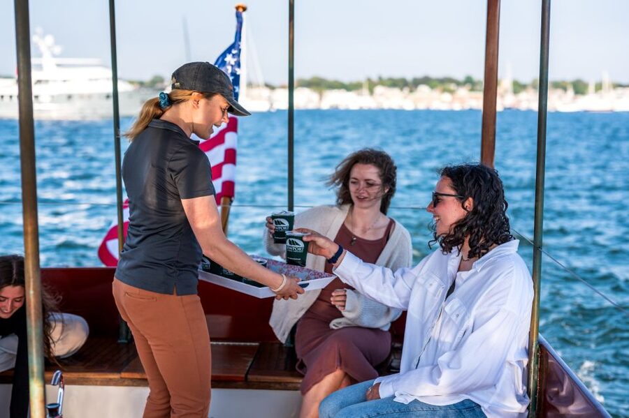 Newport: Yacht Sightseeing Cruise - Why a 75-minute Newport yacht cruise makes sense