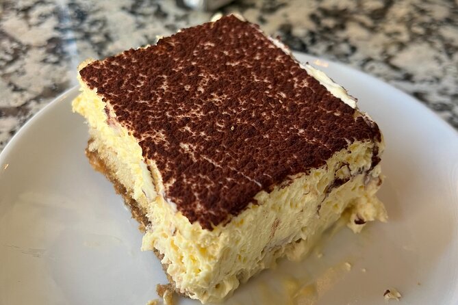 North End Bakery & Cafe Tour - How the North End walk mixes Paul Revere and pastries