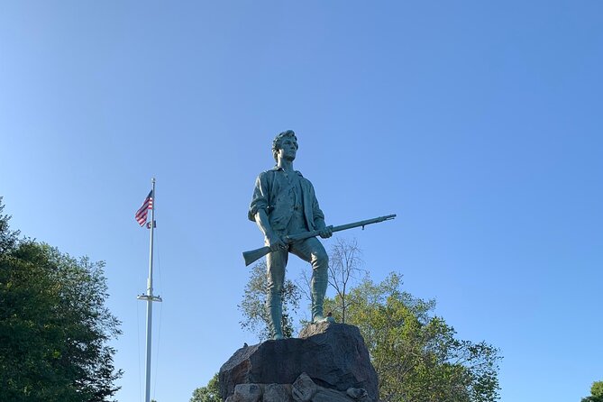 Private City Tour of Boston, Lexington, and Concord - Harvard Yard and the John Harvard photo moment