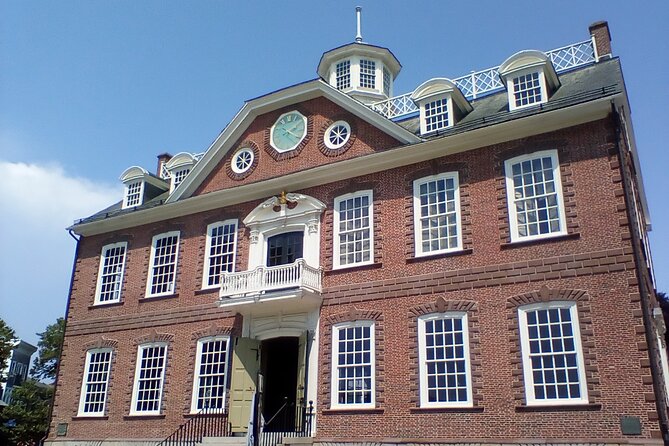 Private Newport, Rhode Island City Tour - Bellevue Avenue Stop: The Mansion Street Everyone Mentions