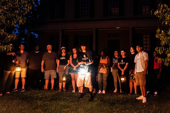 Salem Ghost Tour: Witches & Wicked Whispers - Meeting on Essex Street, then the one-hour route