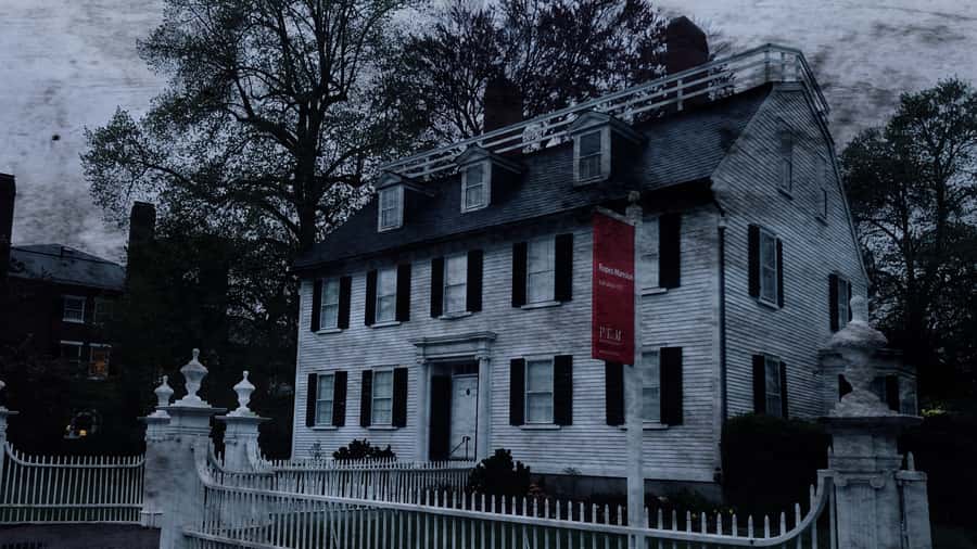 Salem: Haunted Footsteps Ghost Tour - Stop-by-stop feel: how the route is paced across 8 to 10 moments