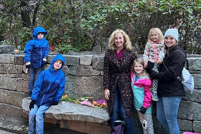 Salem Kids Walking History Tour - Small Group Walking Pace, Guided by Alicia