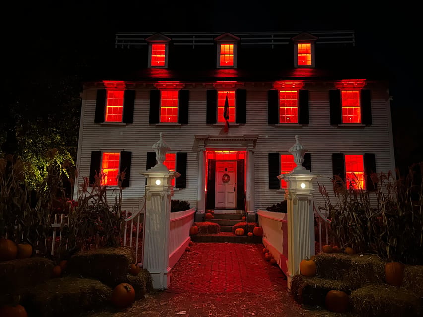 Salem, MA: Hocus Pocus Movie Guided Walking Tour - Why this Hocus Pocus Salem walk hits so well