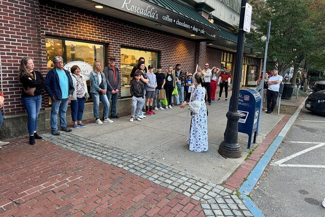 Salem Movie Magic Tour: Hocus Pocus and Bewitched locations - Guides, Timing, and How to Get a Smooth Day