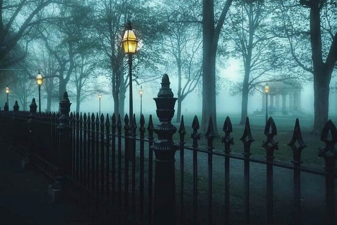 Salem's Best Ghost Tour - Cemeteries and the churchyard feel closer than you expect