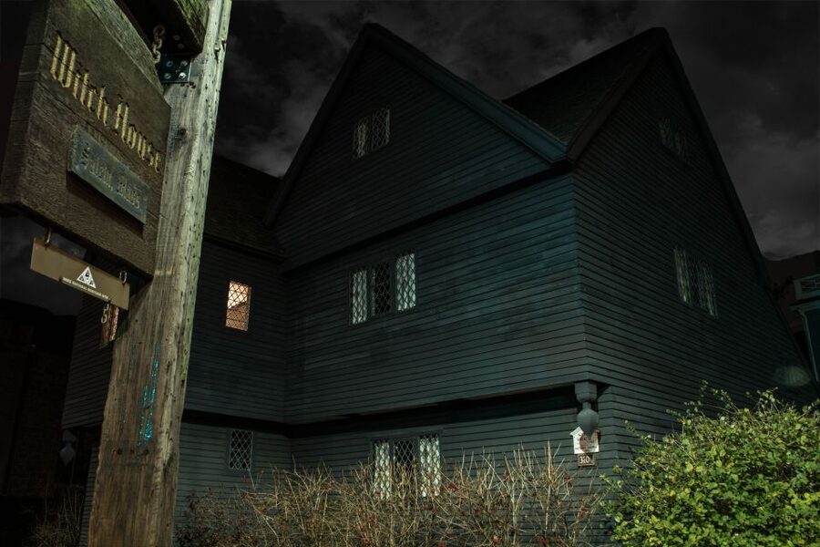 Salem: Secrets of Salem Hidden History Walking Tour - Salem turns into a real story, not a theme park