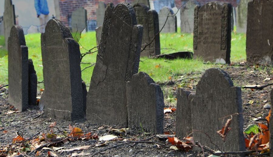 Salem: Self-Guided Scary Ghosts & Witch Trials Audio Tour - Price and value for a $10 audio tour