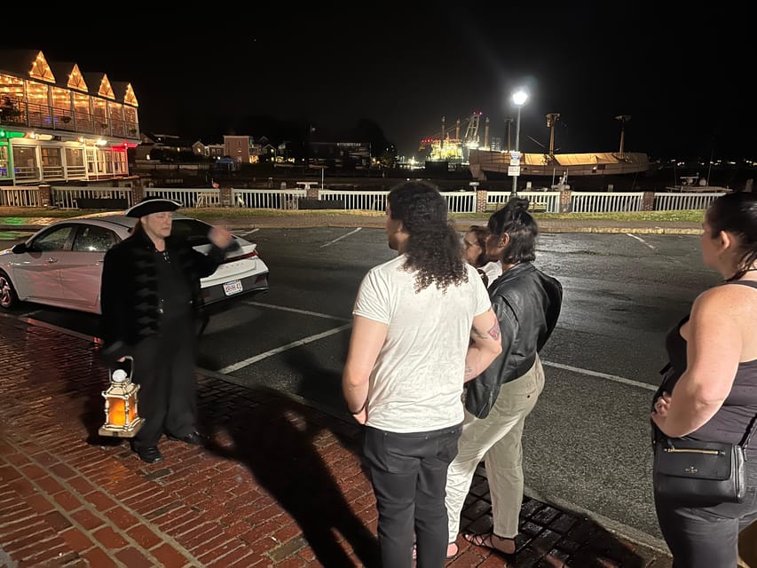 Salem: Vampires and Ghosts Walking Tour with Haunted Objects - A Tight 90 Minutes: 1.3 Miles, Lots of Stops, No Wandering
