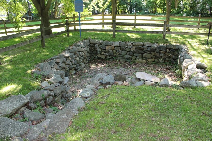 Salem Village Witch Hunt Walking Tour - How Danvers Connects to the Famous Salem Witch Trials Story