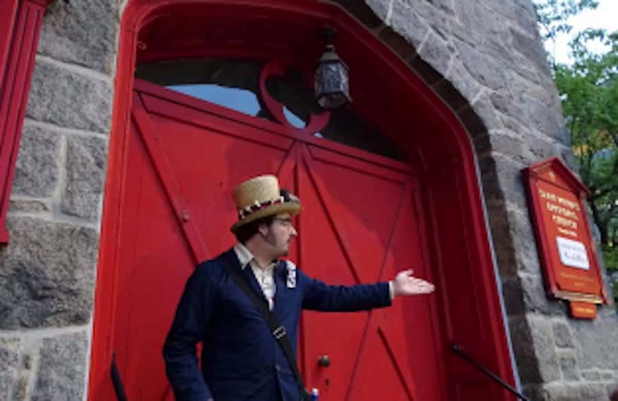 Salem: Voodoo, Vampires, and Ghosts Guided Walking Tour - Where You Start: The Bell Outside Salem Visitor Center