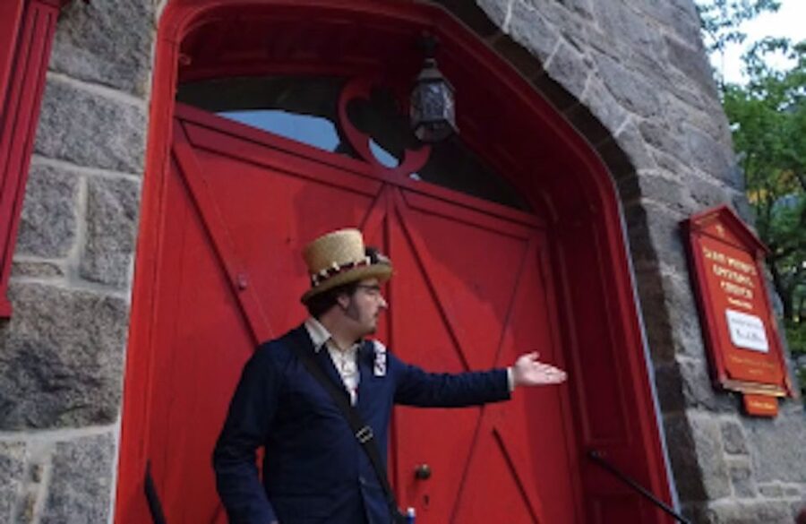 Salem: Voodoo, Vampires, and Ghosts Guided Walking Tour - How Long It Feels: 90 Minutes of Outside Stops