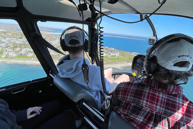 Scenic Tour of Newport, RI By Helicopter - 3 person Mansion Tour - A 12-minute helicopter tour that hits Newport’s best angles