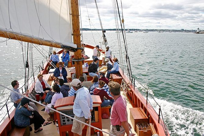 Schooner Fame Sailing Tour - What This Schooner Tour Feels Like On Arrival
