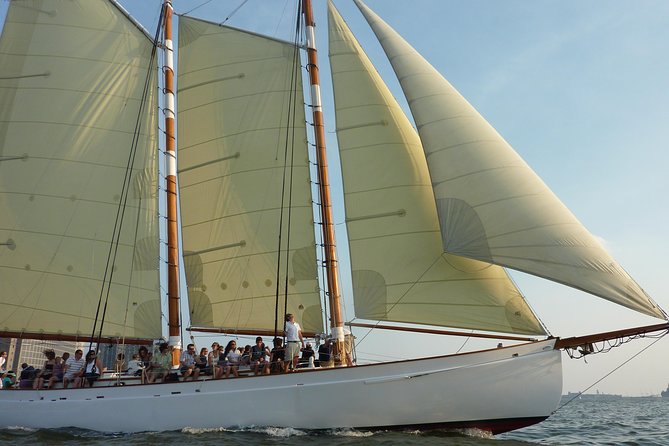 Sightseeing Day Sail around Boston Harbor - Crew Q&A instead of narration: how to make the most of it