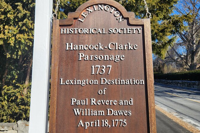 Small Group Revolutionary Tour of Lexington, Concord, and Boston - Concord: from British viewpoint to a well-timed lunch break