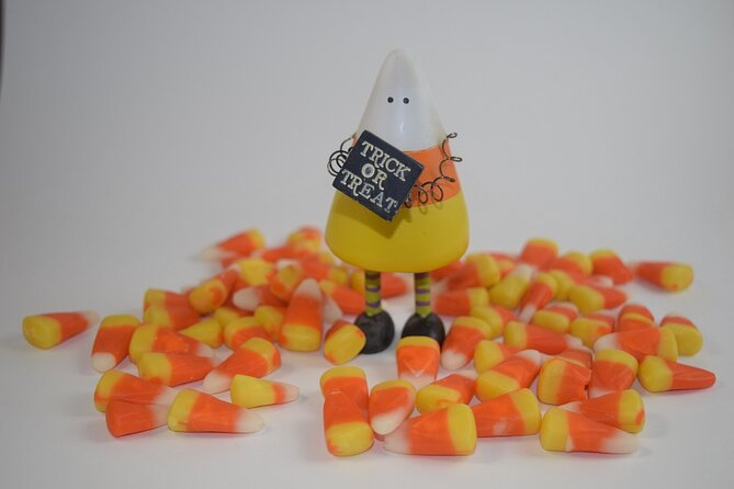Tales of Salem Candyland Tour - How This 90-Minute Candy Walk Works