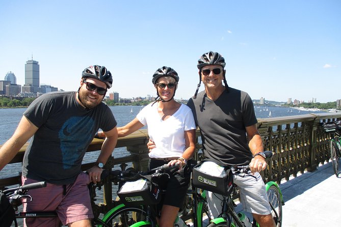 Tour de Cambridge Guided Bicycle Tour - From Urban AdvenTours to the North End: setup that keeps you moving