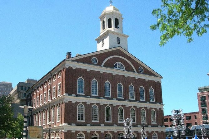 Tour-in-Four -- A Private four hour walking & driving city tour - The Paul Revere House stop, and why timing helps