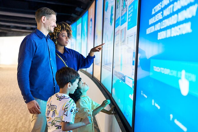 View Boston Observation Deck Admission Tickets - How the Explore Boston Screens Turn Views Into a Plan