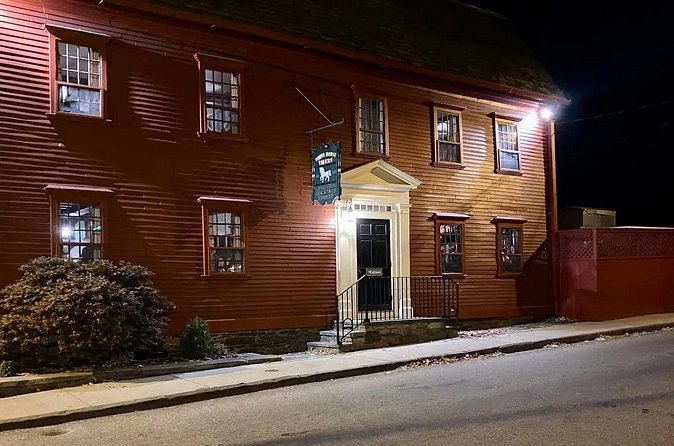 Walking Ghost Tour Through Newport RI - Stop-by-stop breakdown: what you’ll learn and why each place matters