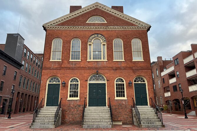 Wicked Awesome Tours: Witch Trial History and Salem Haunts! - Stop 4: The Salem Museum and the Merchant Inn Story