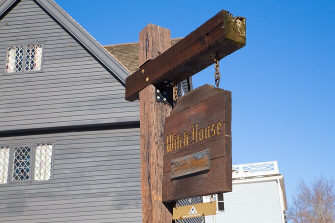 "Witch Trials" Walking Tour in Salem - Peabody Essex Museum: Original Documents and the Trial Questions You Actually Have